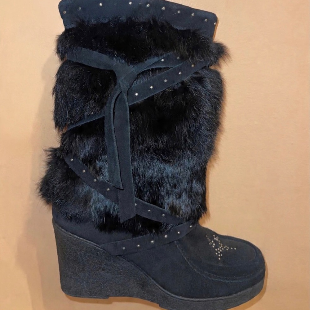 Muks London MukLuk Black Rabbit Fur-Trimmed Moccasin Style Wedge Boots